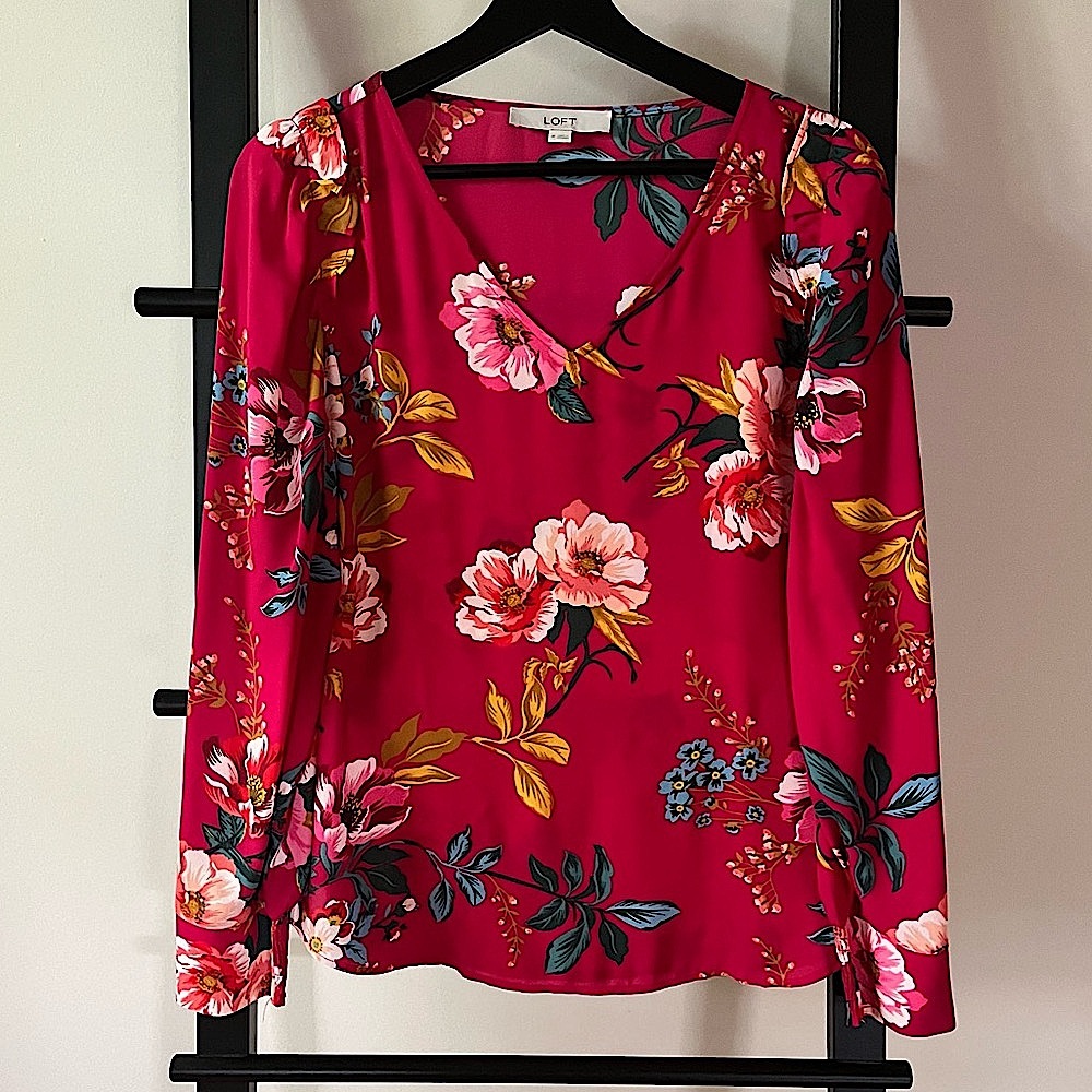 LOFT Pink Blue Yellow Floral V Neck Blouse Top Smocked Wrist Vibrant Size M
